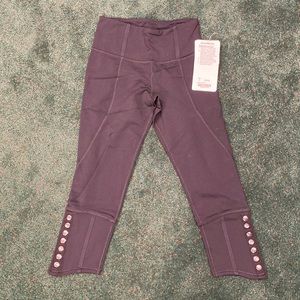 Crop snap me up super cute